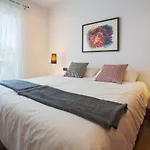 Dedalos - Spacious Luxury With Heated Pool In Villa