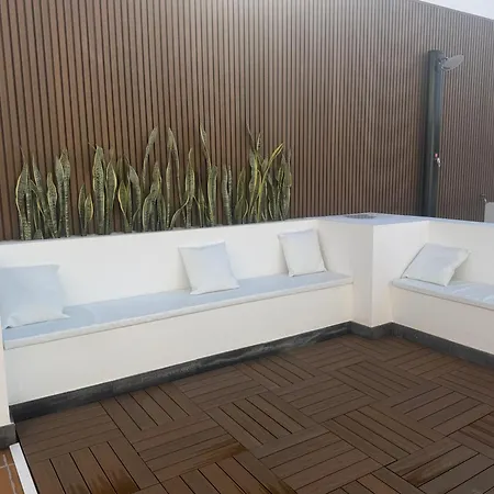 Dedalos - Spacious Luxury With Heated Pool In Villa