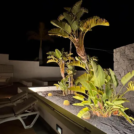 Villa Dedalos - Spacious Luxury With Heated Pool In *