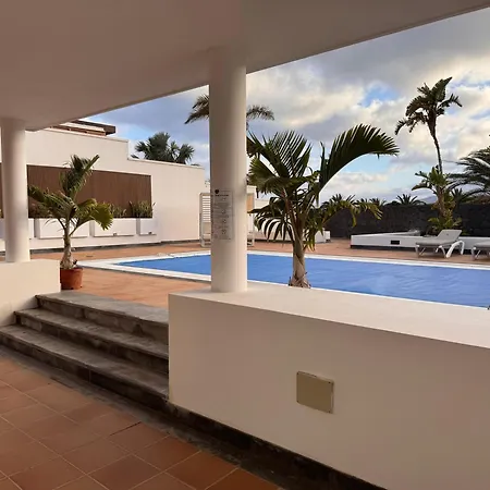 Dedalos - Spacious Luxury With Heated Pool In Villa
