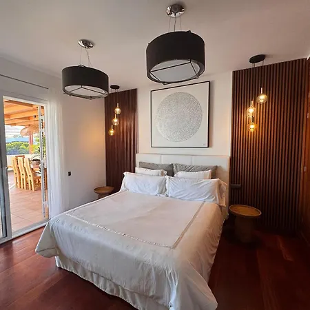 Dedalos - Spacious Luxury With Heated Pool In * Puerto Calero