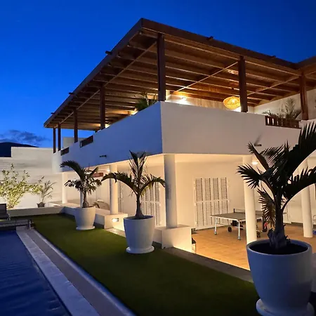 Dedalos - Spacious Luxury With Heated Pool In Puerto Calero