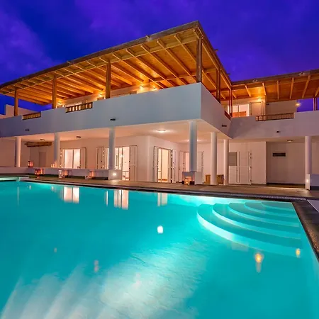 Dedalos - A Luxury Large With A Heated Pool In Puerto Calero